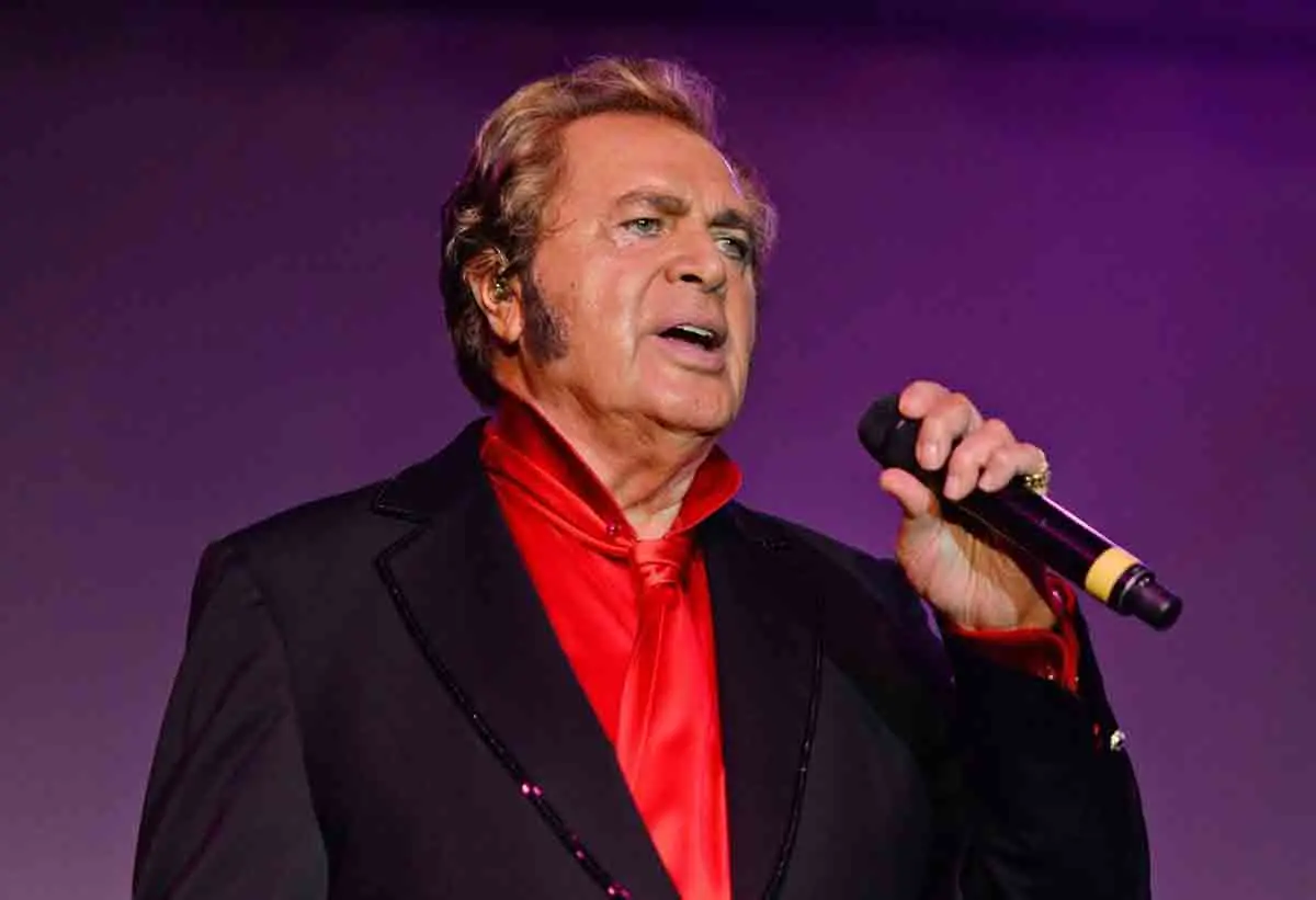 engelbert humperdinck2 - Kanye West Shop