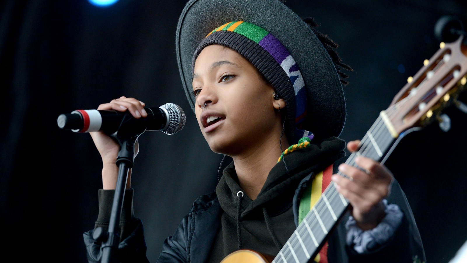 willow smith qa opener live e3f6654d f124 4ea4 9e06 31f01f95bc47 - Kanye West Shop